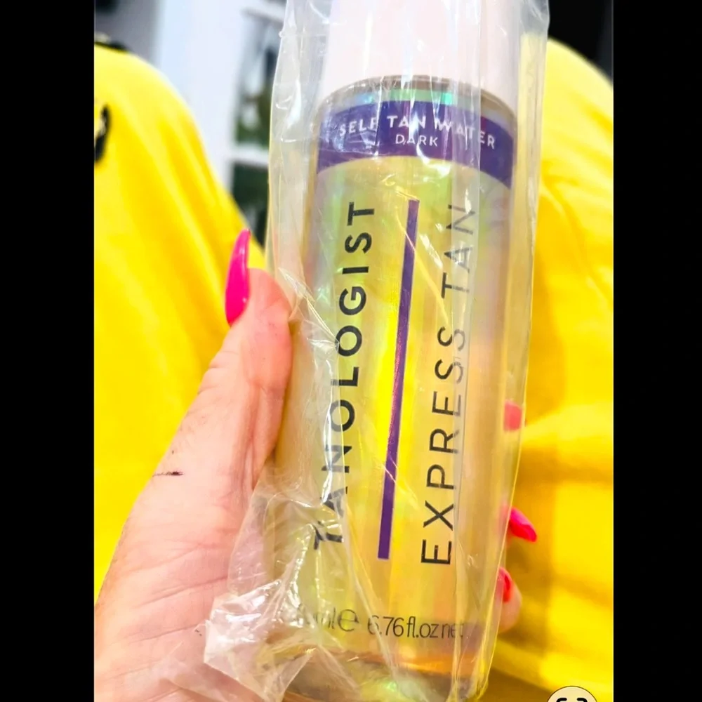 Tanologist Express Self Tan Water in the Dark Shade